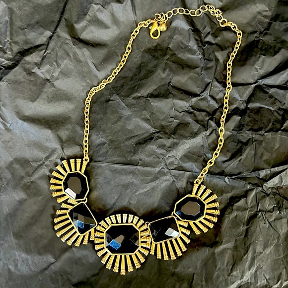 Necklace - Picture 1 of 1